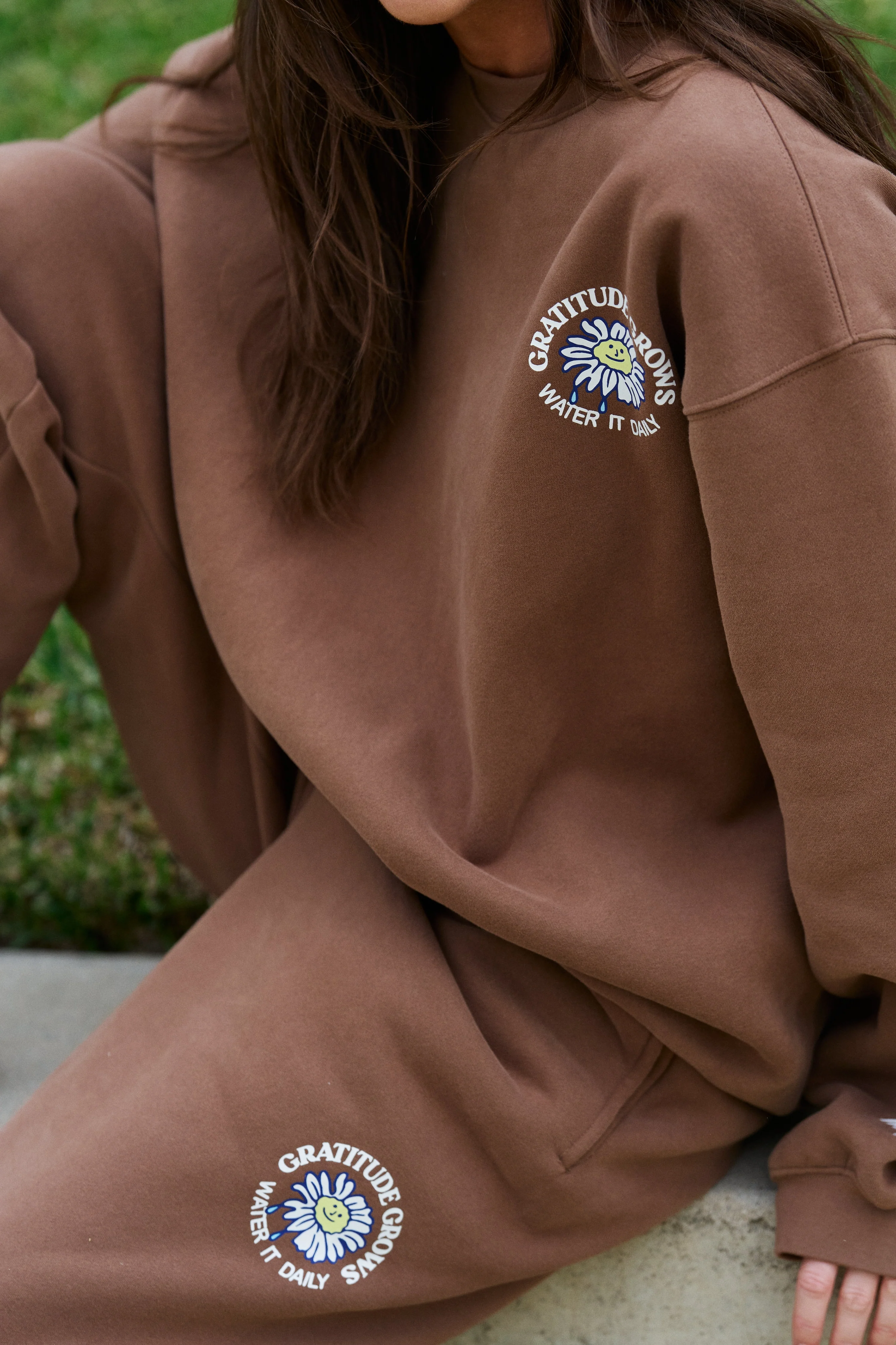 Gratitude Grows Crewneck - Image 5