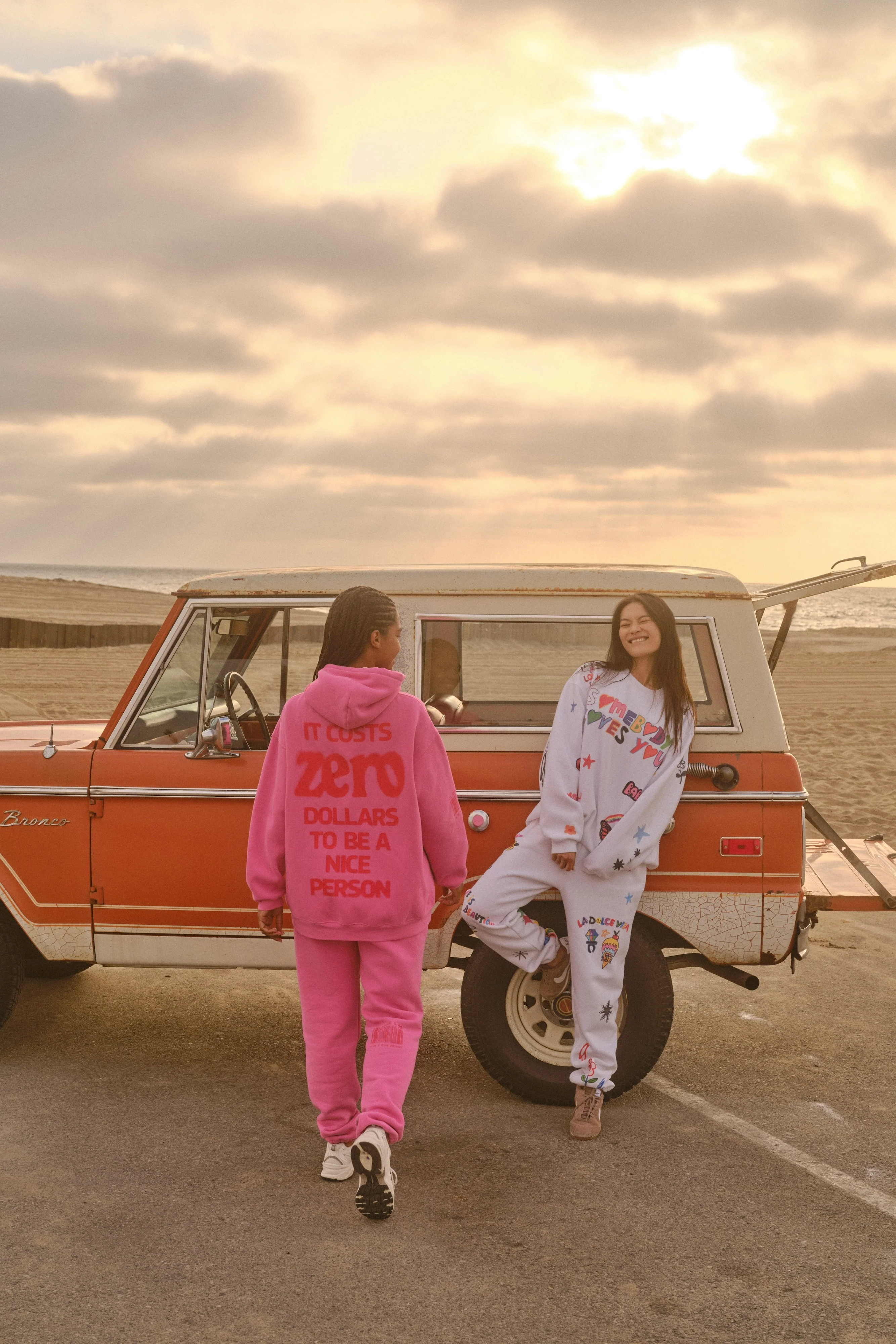 It Costs $0.00 To Be A Nice Person Pink Hoodie - Image 4