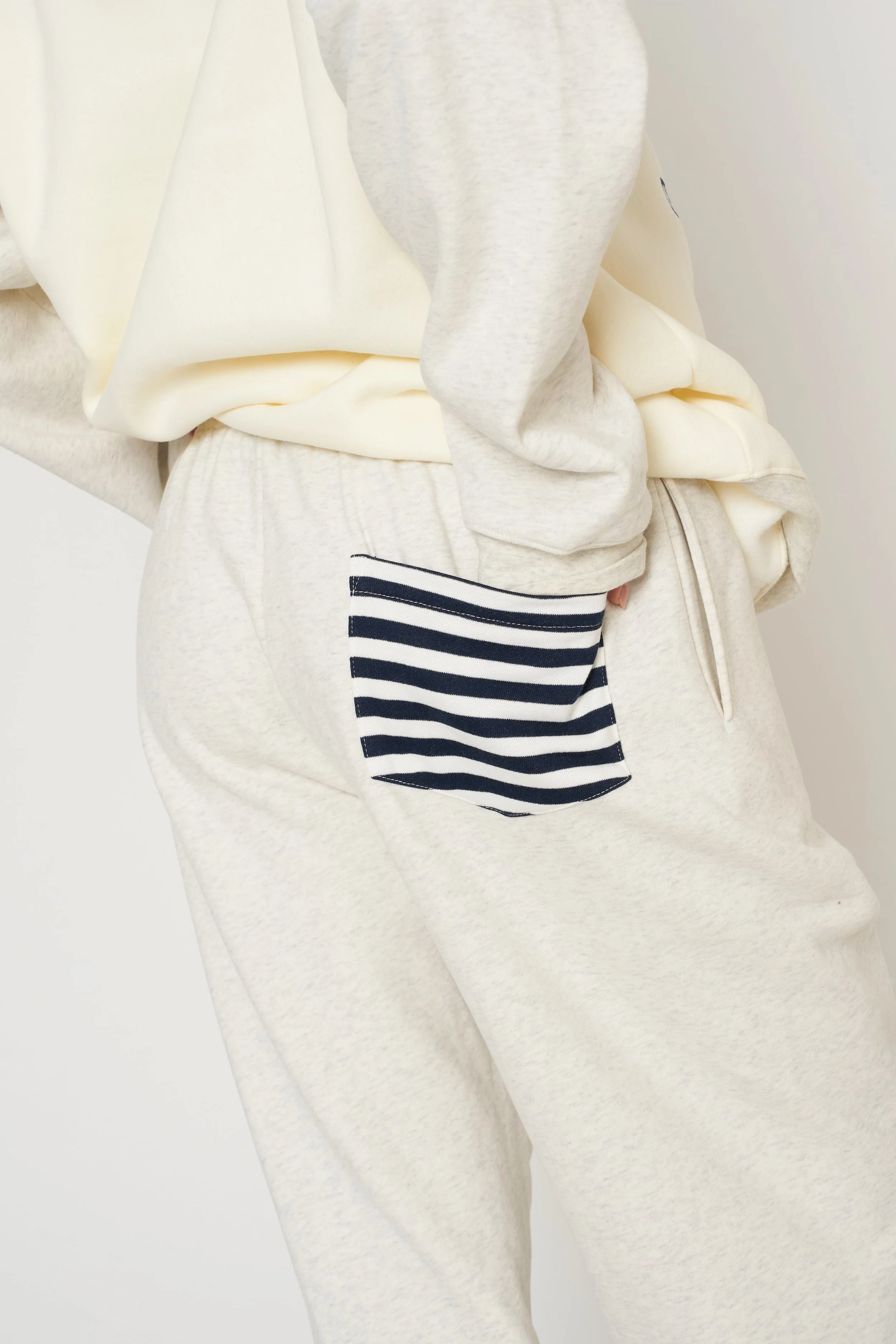 On Cloud Nine Heather Grey Sweatpant - Image 4